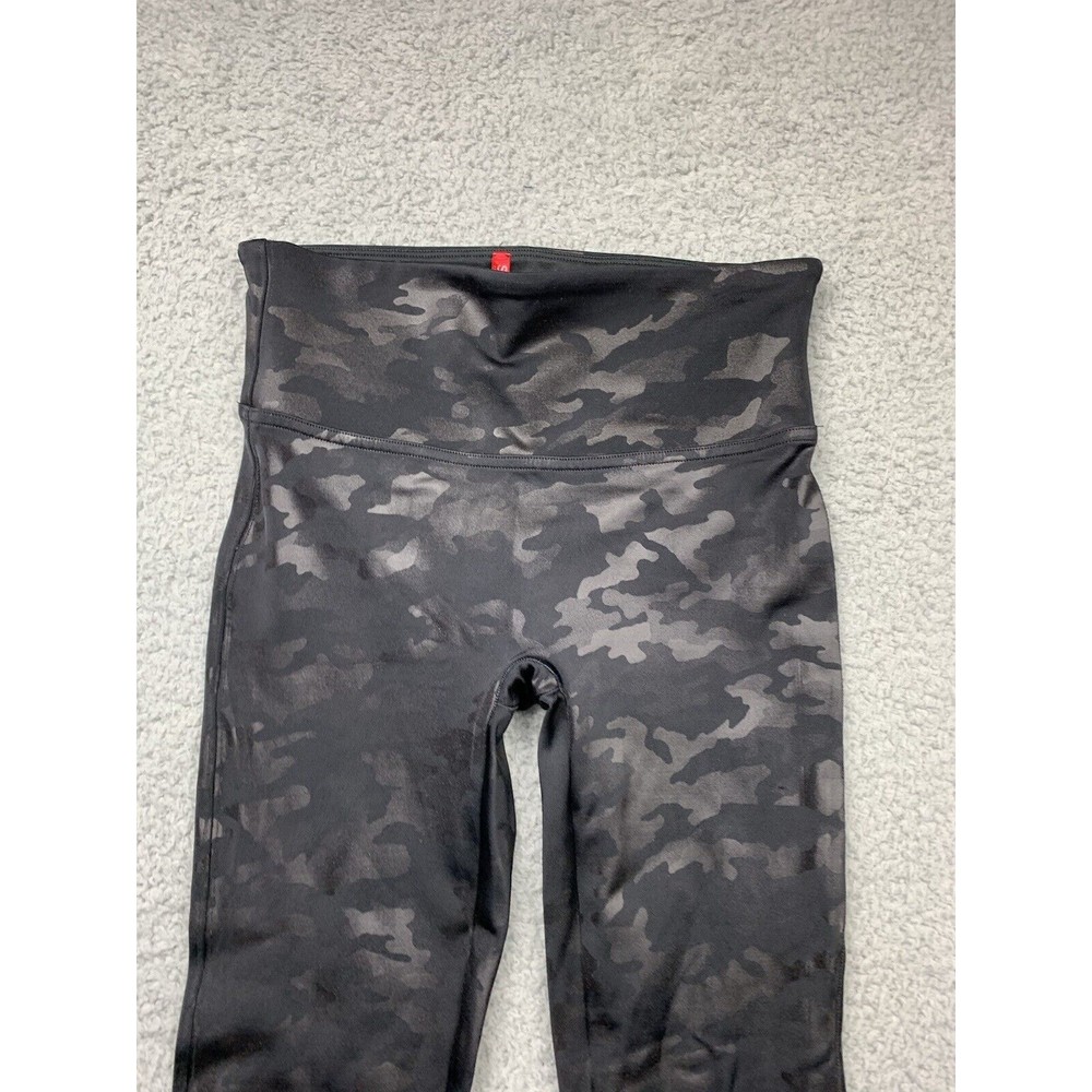 Spanx Pants Womens S/P Black Faux Leather Camo Leggings Pull On Stretch